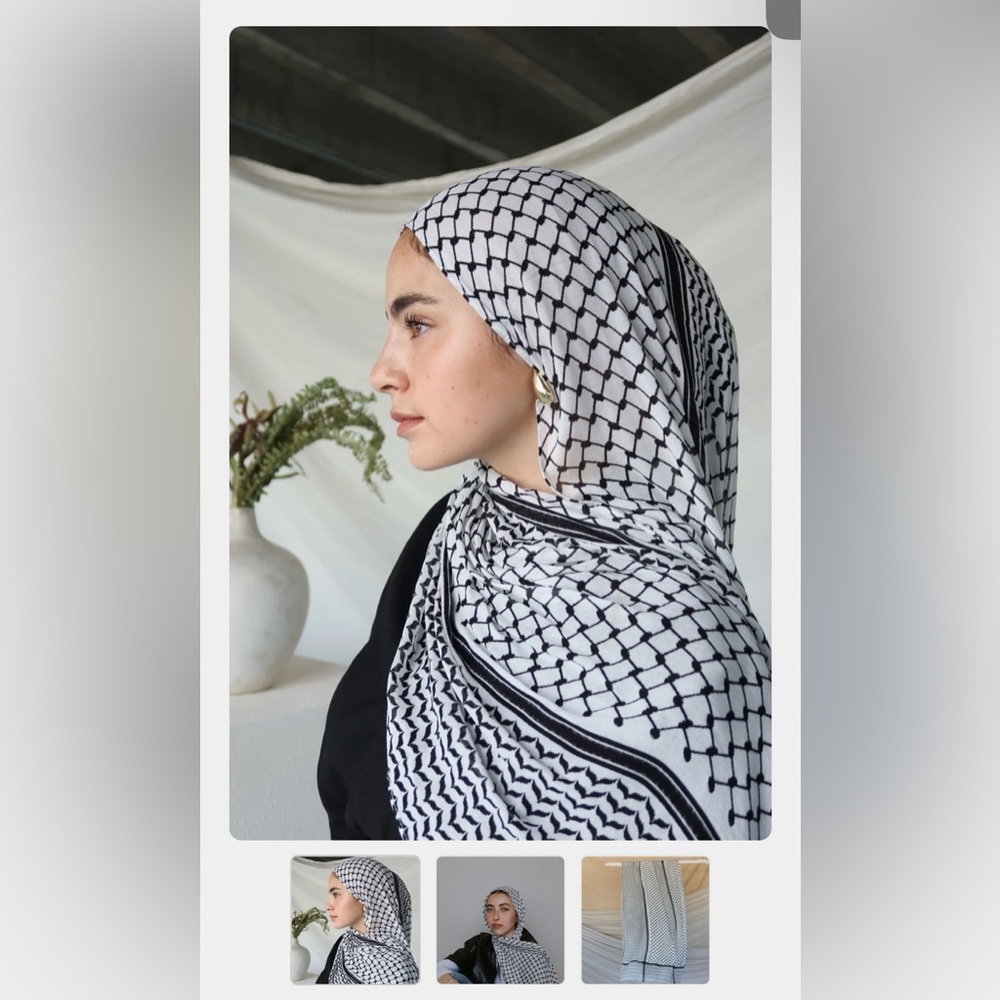 Vela Kuffiyeh Hijab/Scarf in black- MINI